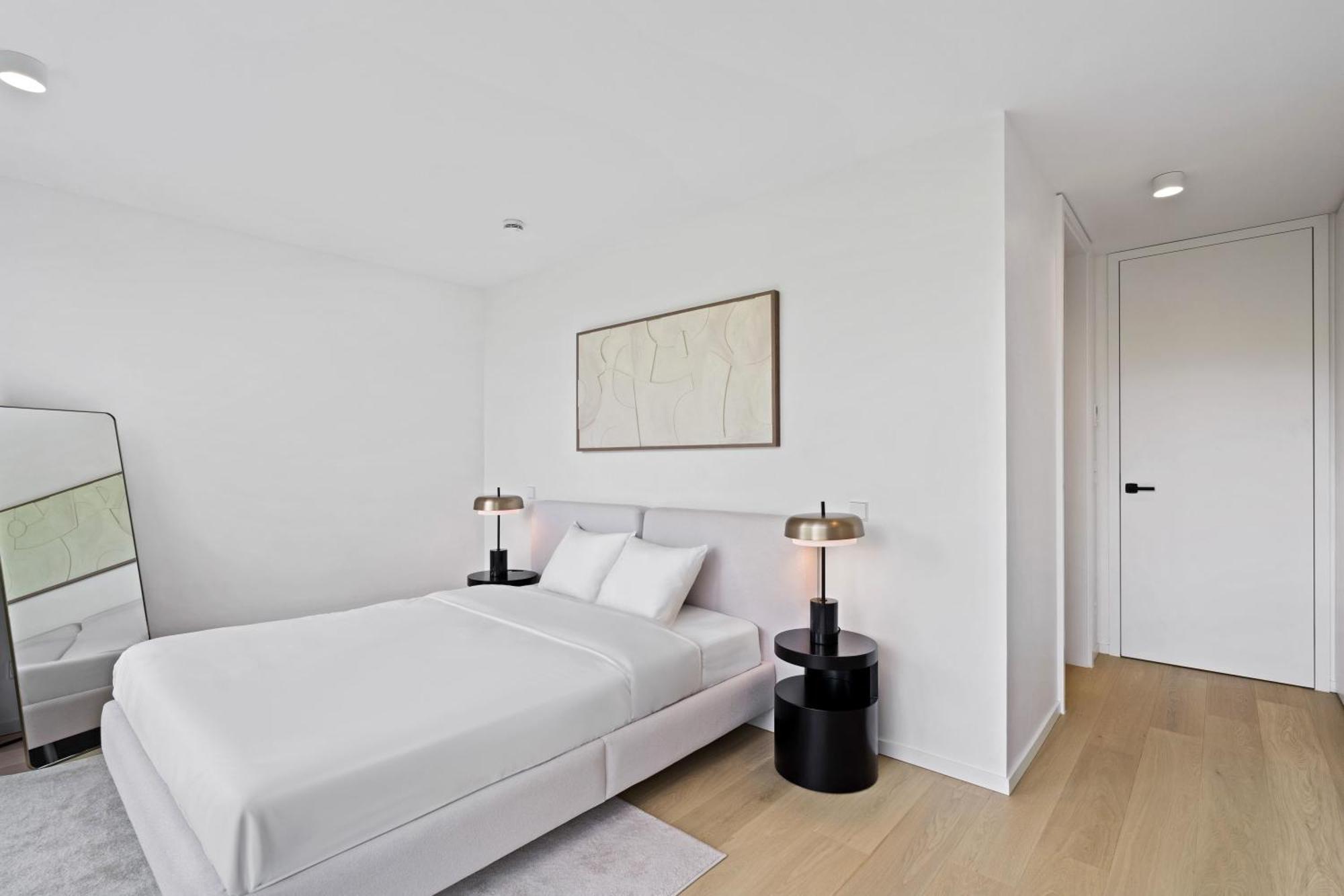 Luxury Haute Haven Queen Bed & Views Lussemburgo